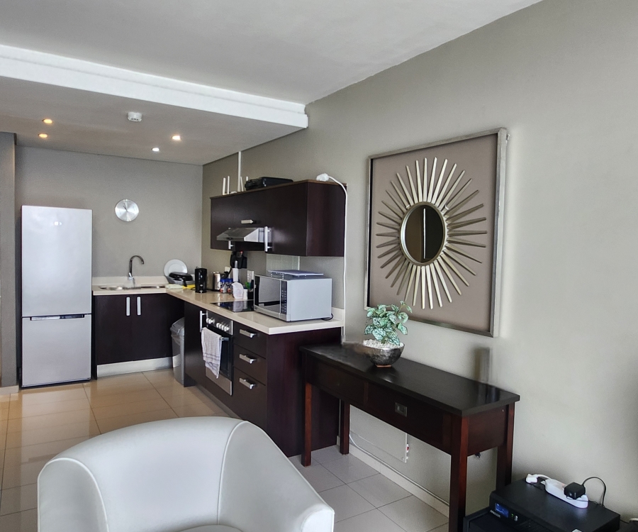 1 Bedroom Property for Sale in Bloubergstrand Western Cape